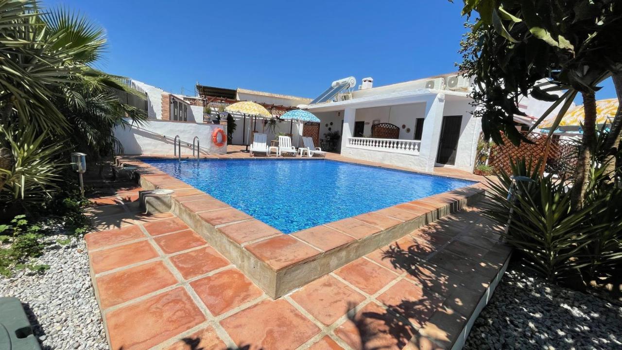 Casa Bambu Studios فيليز-مالاغا المظهر الخارجي الصورة